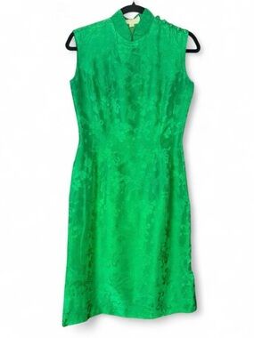 Vintage Dynasty Hong Kong Emerald Green Silk Brocade Cheongsam Quipao, Size 12